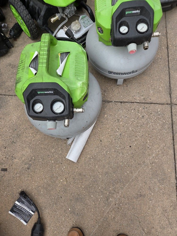 Air Compressor $90