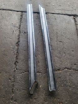 1966 Ford Thunderbird Landau Sail Panel Trim Molding