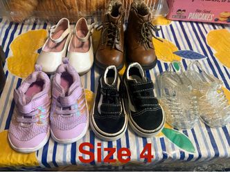 Kid shoes used size on pic