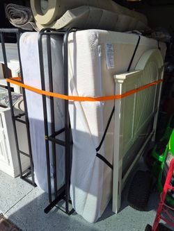 1 bed , 1 bed set
