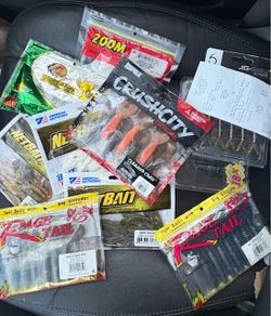 Soft plastics & Hollow Body Frog Fishing Lures