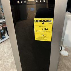 Portable Air Conditioner (Like New) (14k BTU)