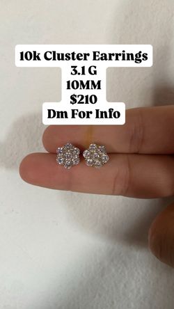 10k Cluster Earrings