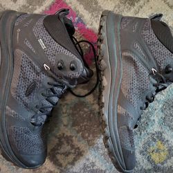 Women's Sz 8 KEEN Terradora II Waterproof Hiking Boot