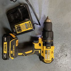 Dewalt Hammer Drill Set 