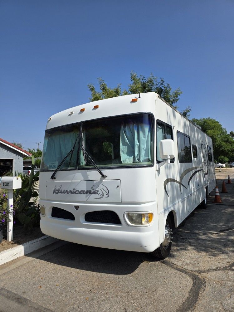2003 Hurricane Motorhome