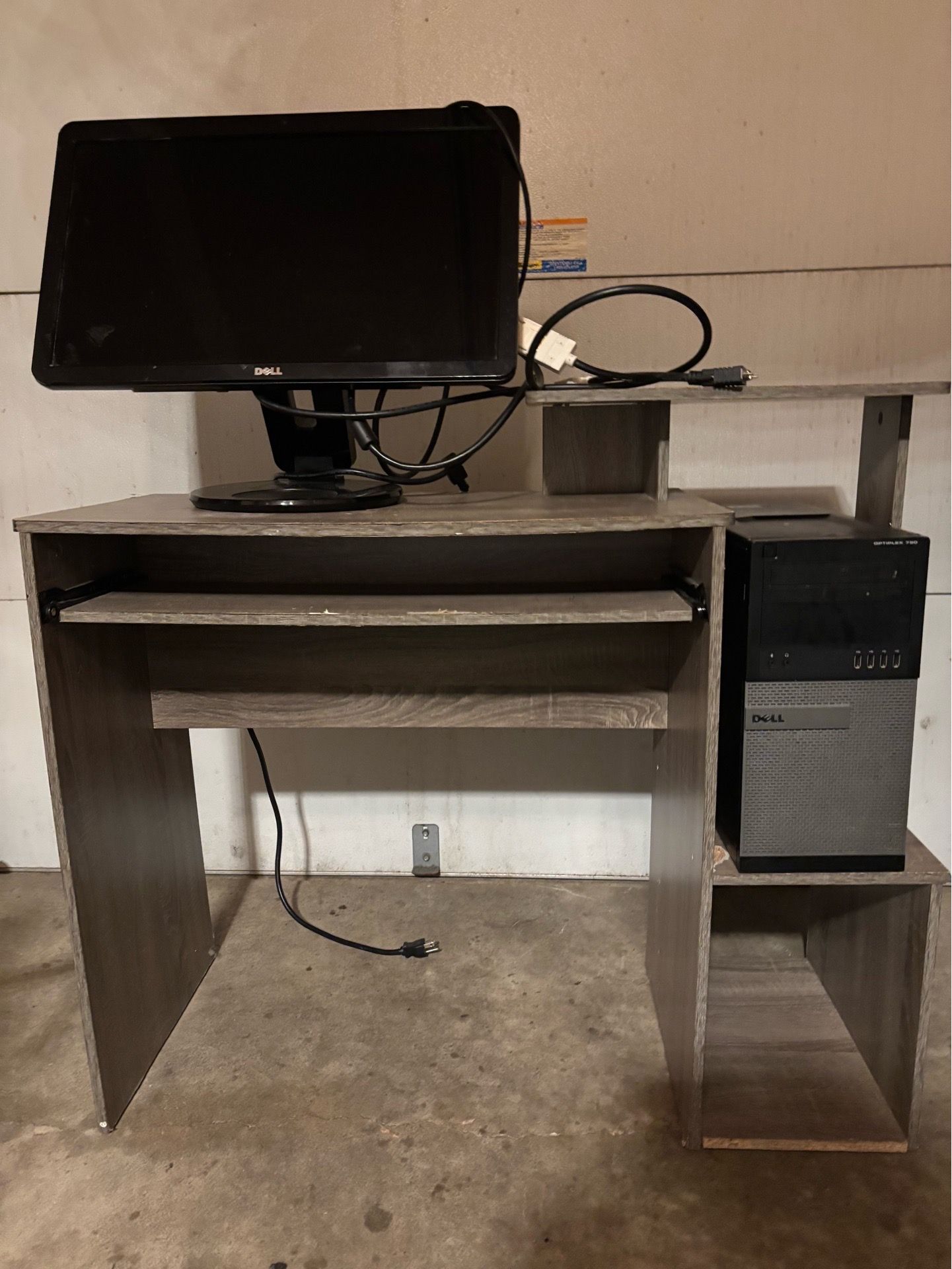 Small table with screen no desktop