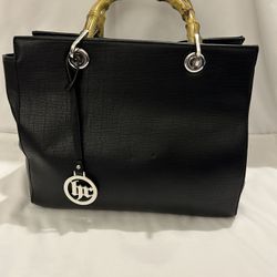 Mezon Handbag W/ Wooden Handles-3 Compartments-Detachable Strap