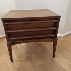 Mid Century LANE Rhythm Series Walnut Nightstand/Table, Robison's Fine Furn Iowa