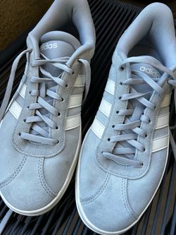 Adidas Low-Top Sneakers Gray Suede