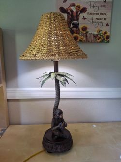Tropical-style table lamp