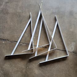 shelving beackets set of 4