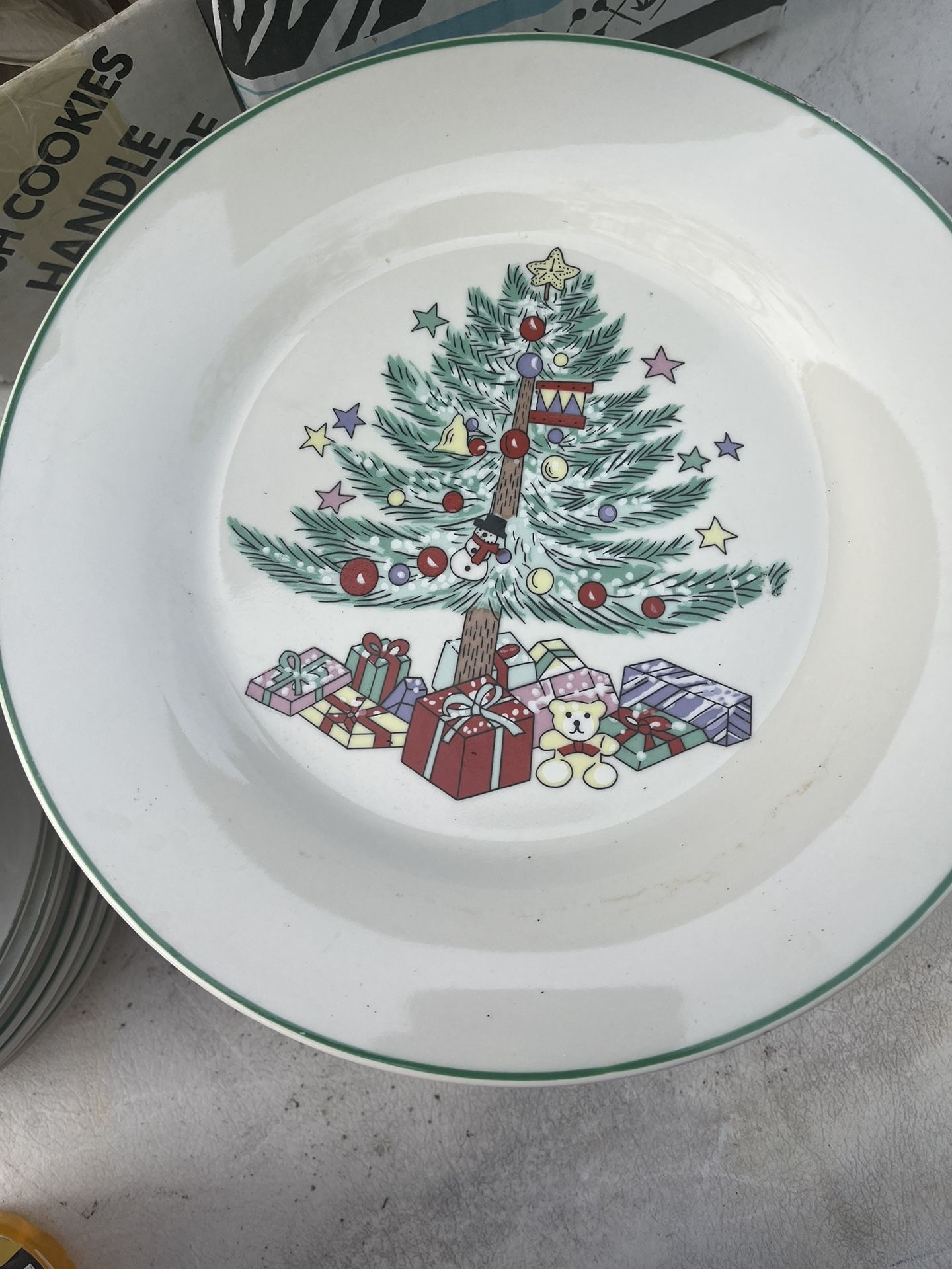 Vintage Christmas plates 