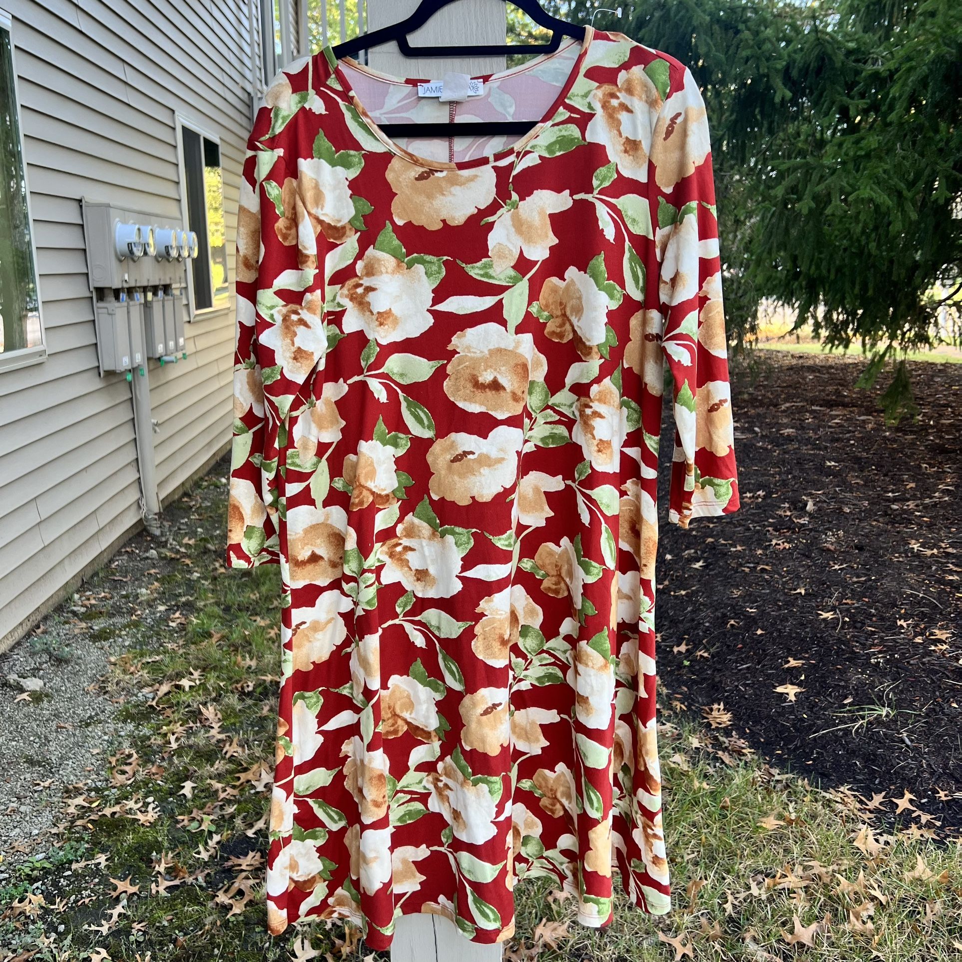 Jamie & Layla Floral Dress Large