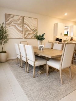 Dining table w chairs