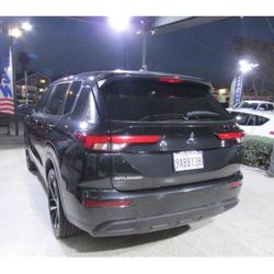 2022 Mitsubishi Outlander ES