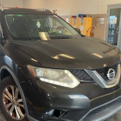 2016 NISSAN ROGUE 