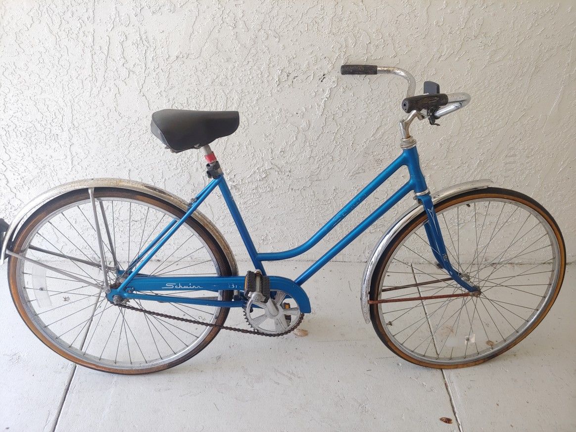 Schwinn Cruiser Bike