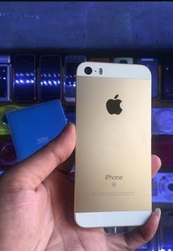 iPhone se Unlocked With Warranty