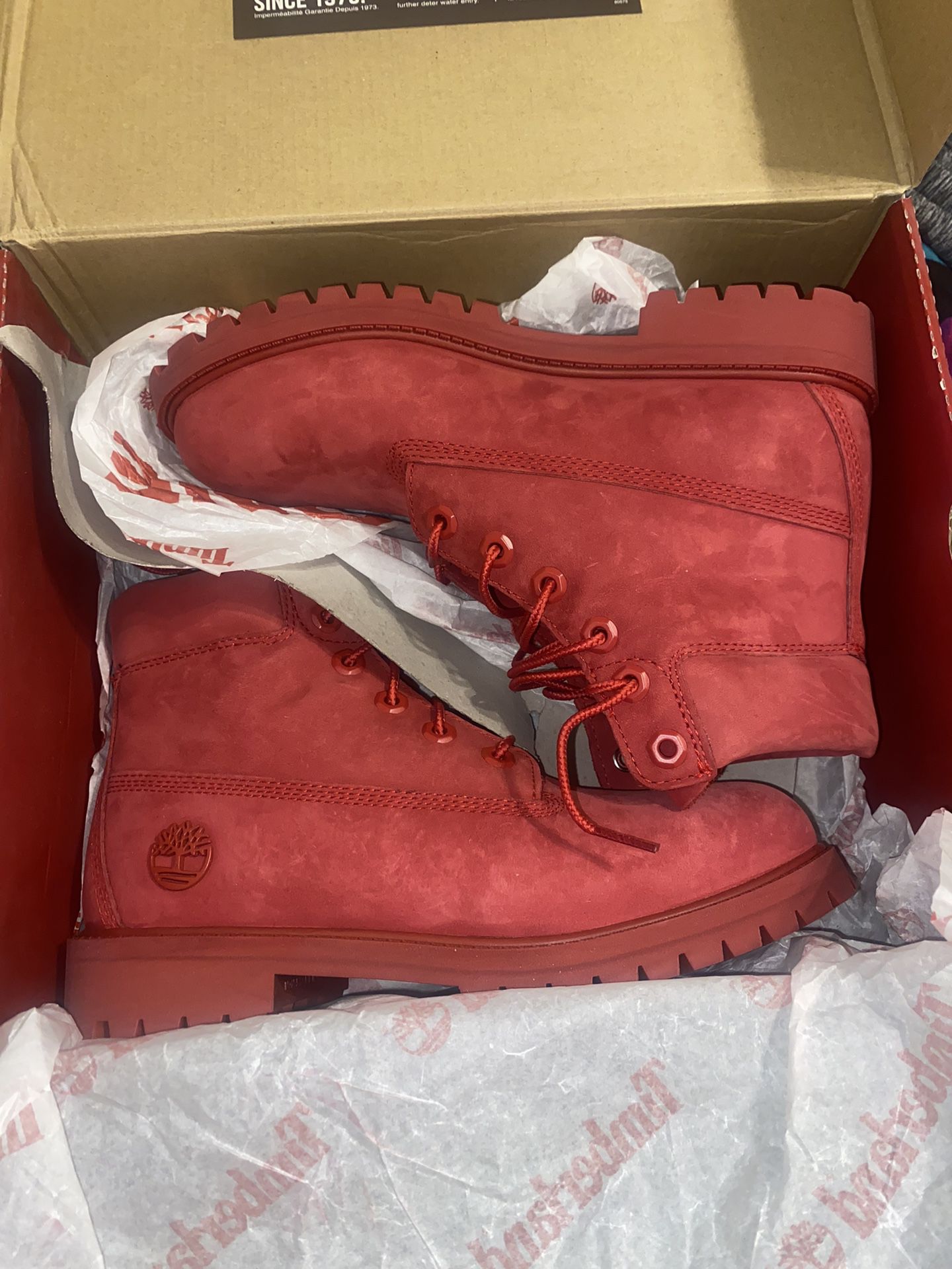 All red timbs brand new❤️