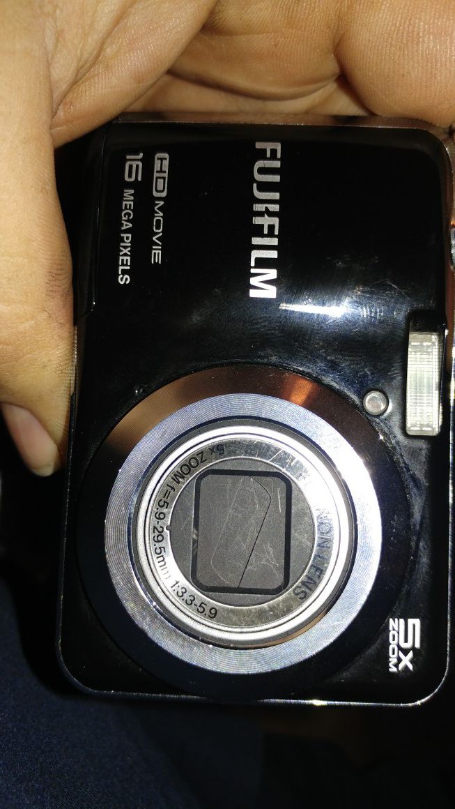 Fujifilm HD movie 16 megapixels camera
