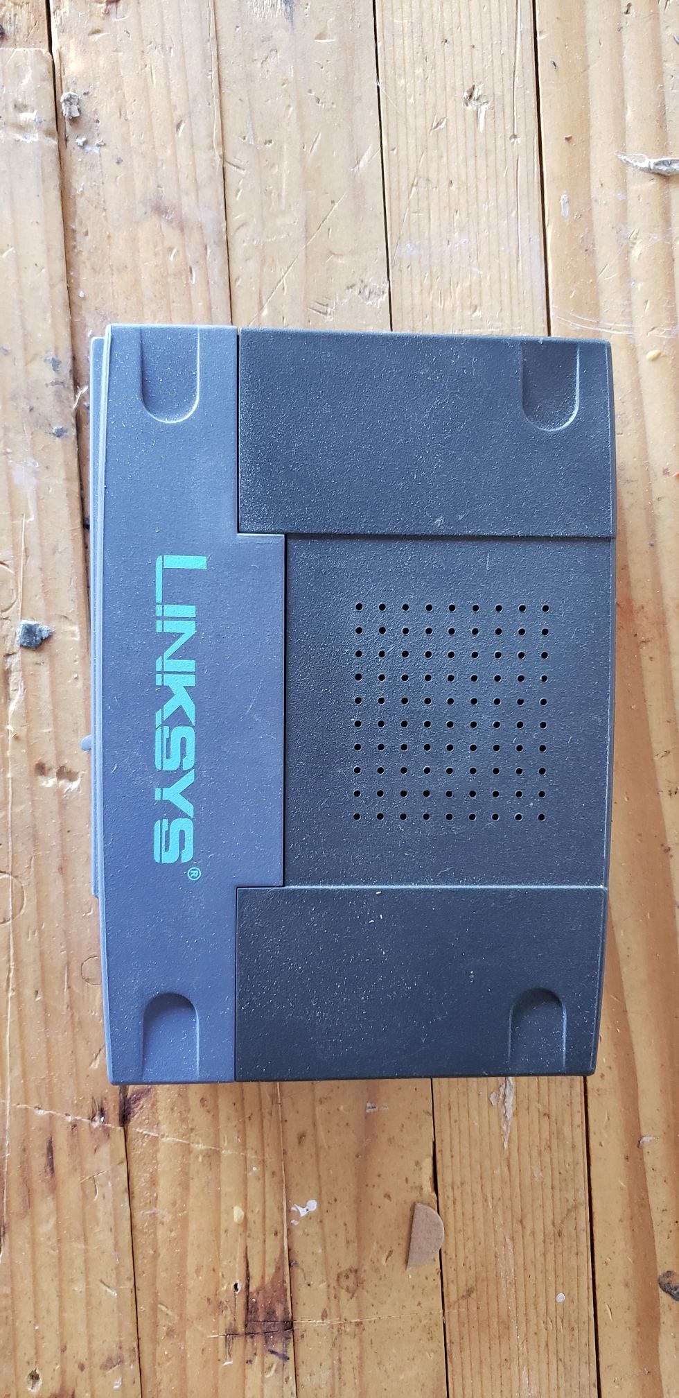 LINKSYS EFAH08W EtherFast 8-Port 10/100 Hub