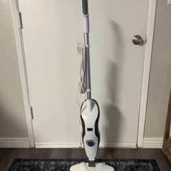 True & Tidy Heavy Duty Steam Mop