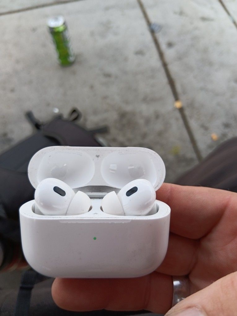 Apple Airpod Pro 3's