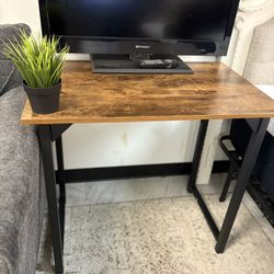 Office Desk $14.99 