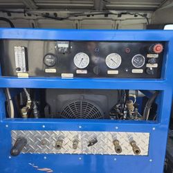 Carpet Cleaning / Pressure Washing Van 