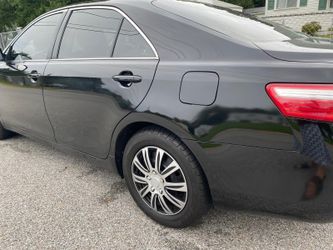 Sebende un toyota camry 2008