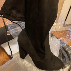Fashion Nova knee High Boots