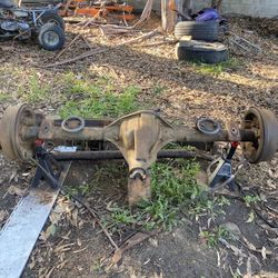 1973 Ford F-100/350 Rear And Builder 