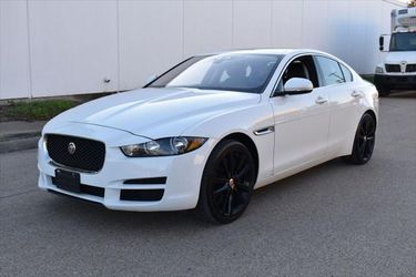 2017 Jaguar XE