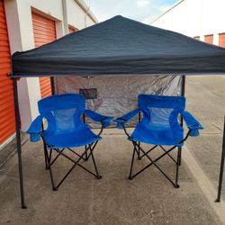 TENT WITH CHAIRS 