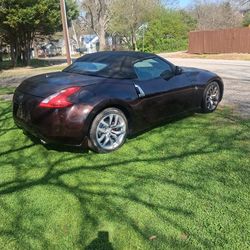 2010 nissan 370 Z