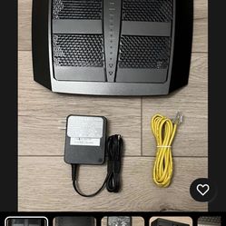 NETGEAR Nighthawk X6 AC3200 Tri-Band WiFi Router R8000-100NAS Open Box