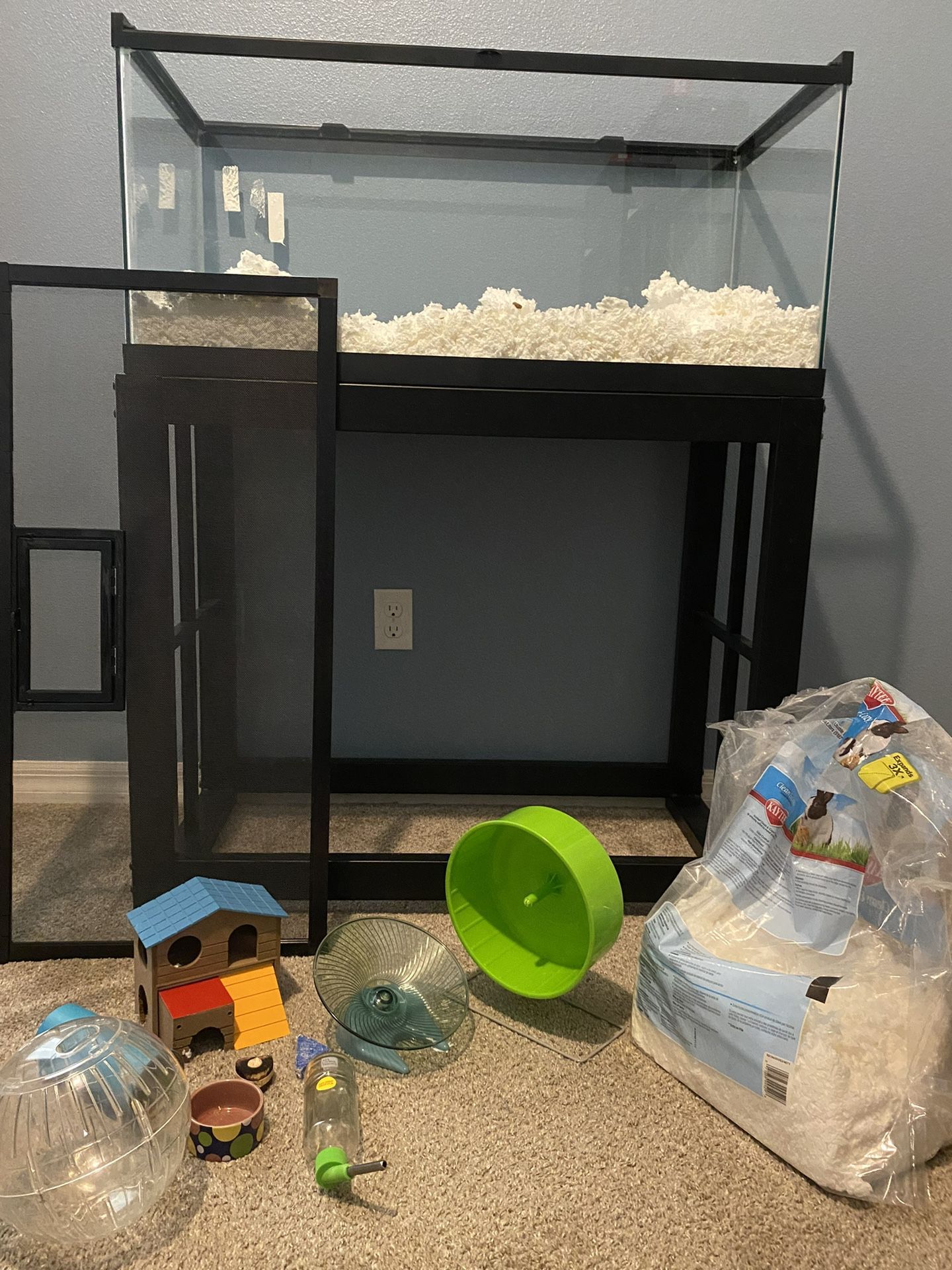 40 Gallon  Tank With Stand For Critters Or Hamster