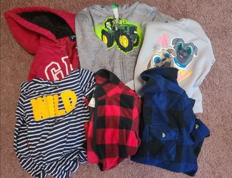 Toddler boys 3T/4T Clothing Lot