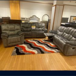 *Living Room Special*---Barcelona Cozy Gray Fabric Reclining 3 Piece Sets---Delivery And Easy Financing Available🤝