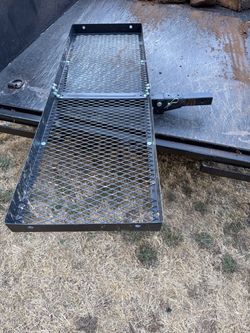 Curt folding cargo basket