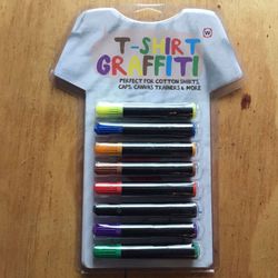 T-Shirt Graffiti Markers