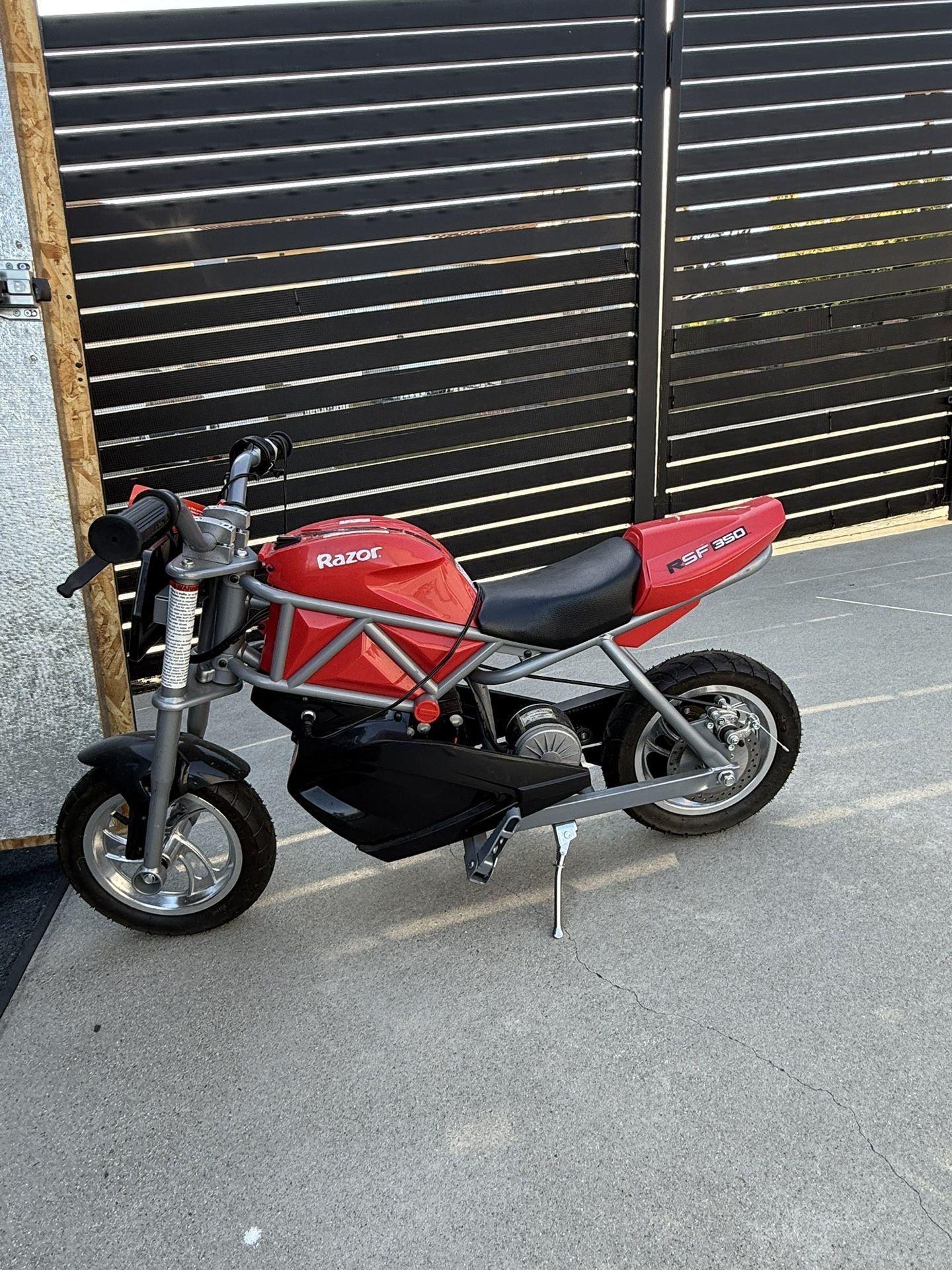 Razor RSF350 Single Speed Electric Bike for Sale in San Diego, CA - OfferUp