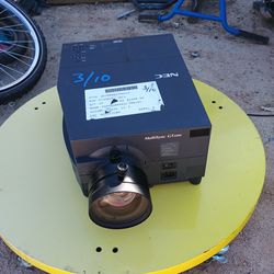 NEC Projector