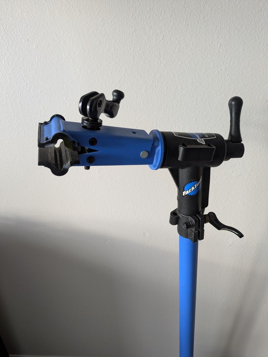 Park Tool PCS-10 Bike Repair Stand