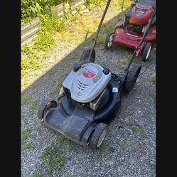 Self Propelled Lawn Mower 