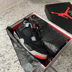 Air Jordan Bred 4s Size 9.5