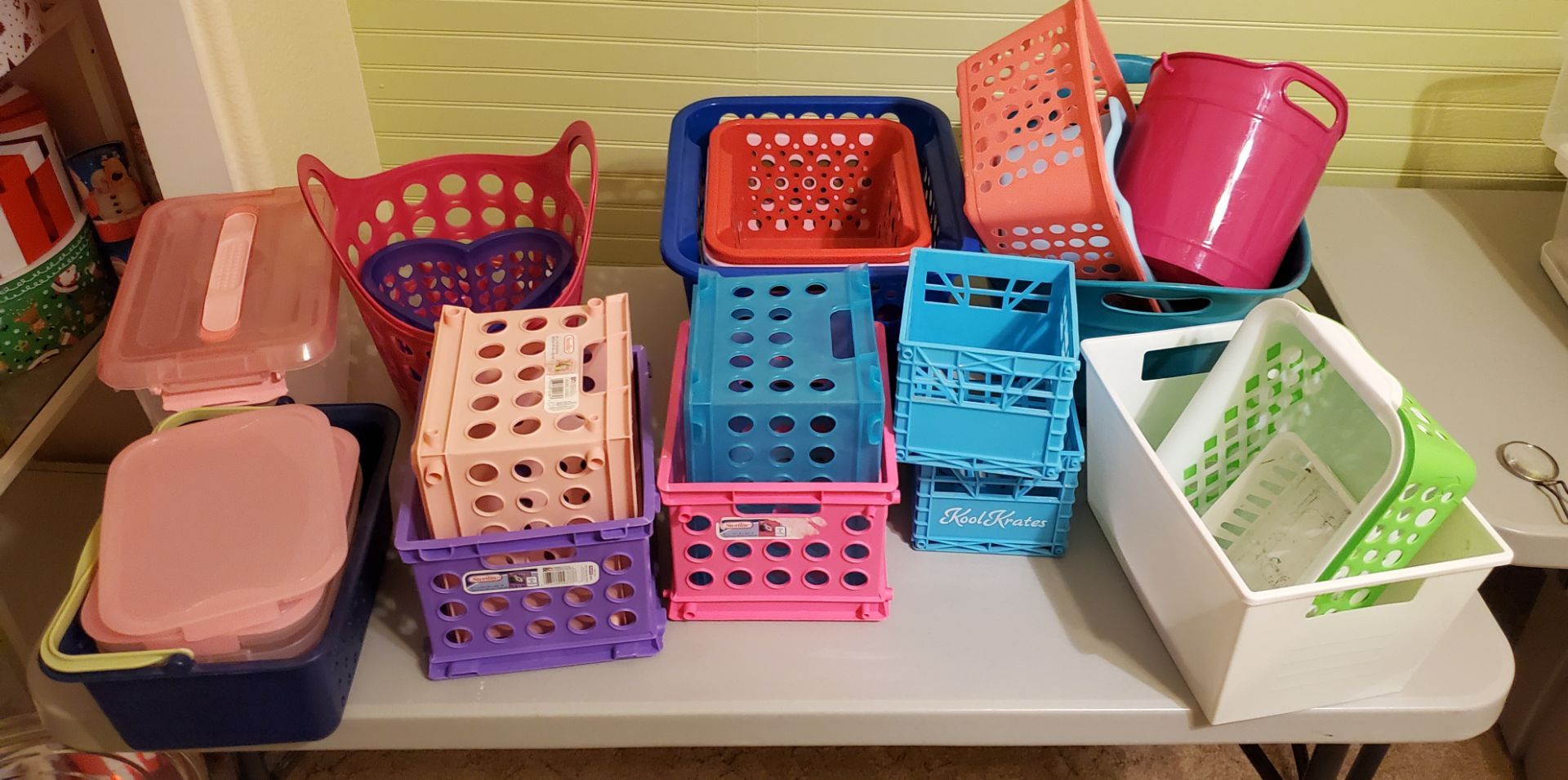 25 + storage containers