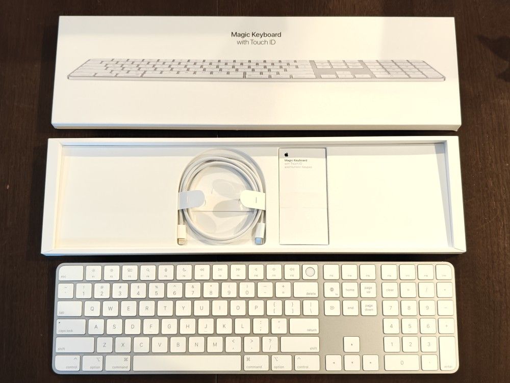 MK2C3LL/A Magic Keyboard with Touch ID and Numeric Keypad
