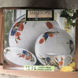 Dinnerware Set 16pc